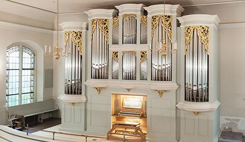 Die neue Fischer+Krämer-Orgel in der Martin-Luther-Kirche